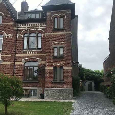 Le Buis Villa Genval Eksteriør bilde